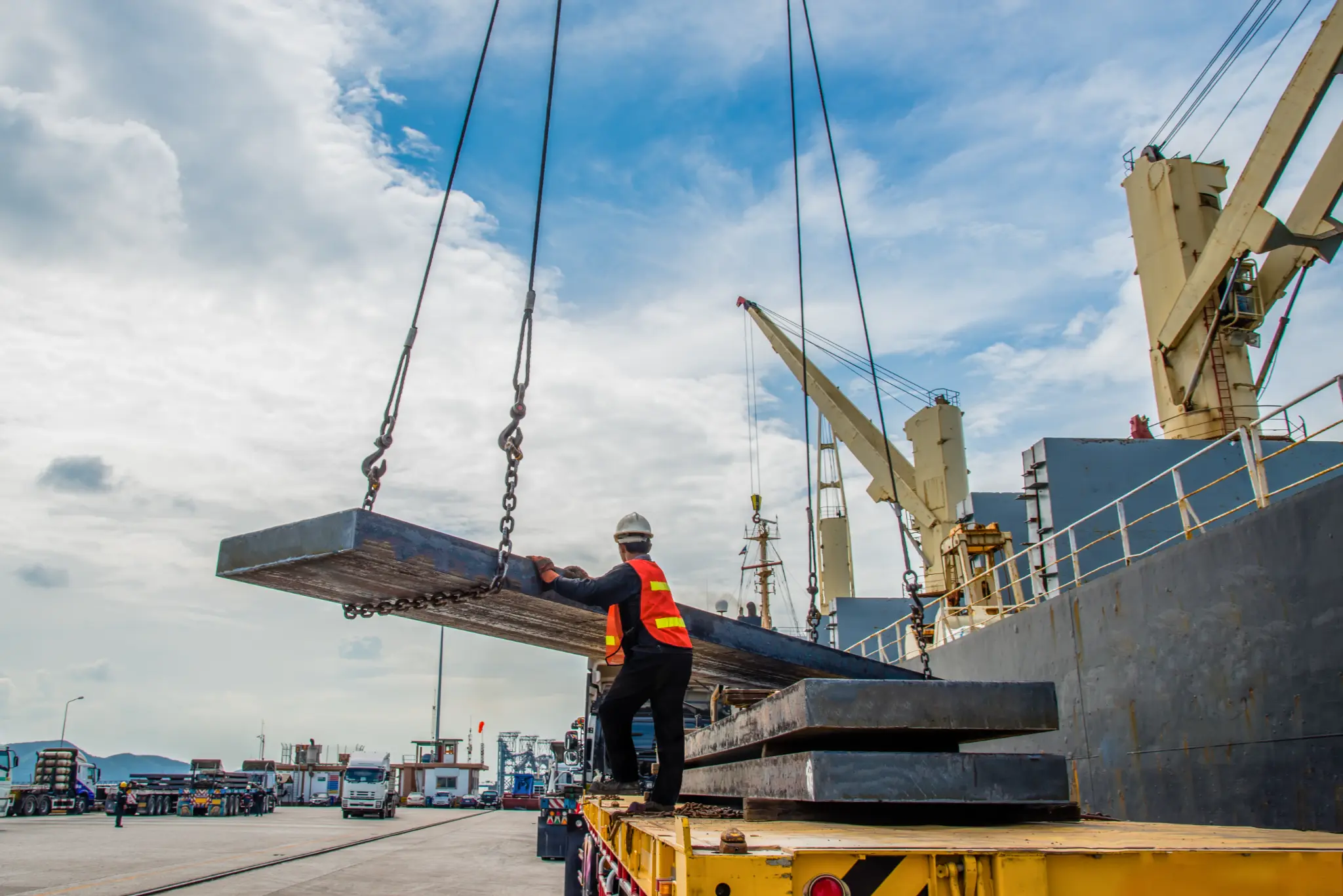 Manutention portuaire de matériel industriel